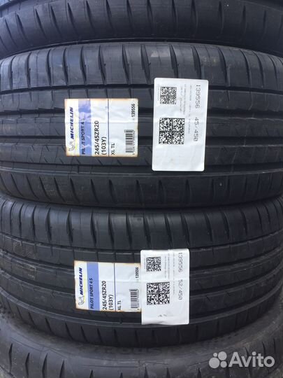 Michelin Pilot Sport 4 S 245/45 R20 103Y