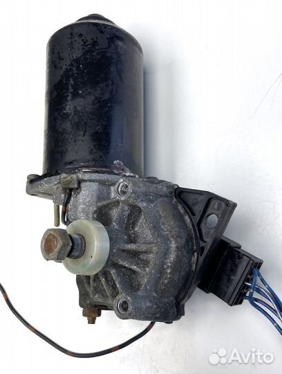 Моторчик дворника передний Тойота Превия 1993г