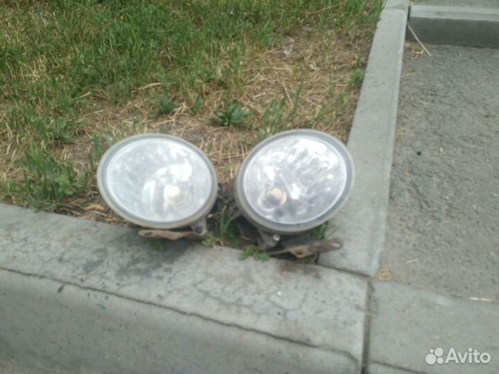 Противотуманные фары субару форестер SG5