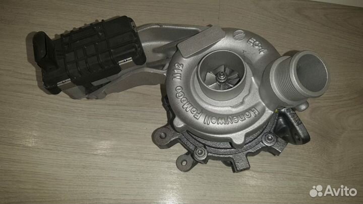 Турбины Land Rover Discovery 4 3.0D Lion V6 Euro 5