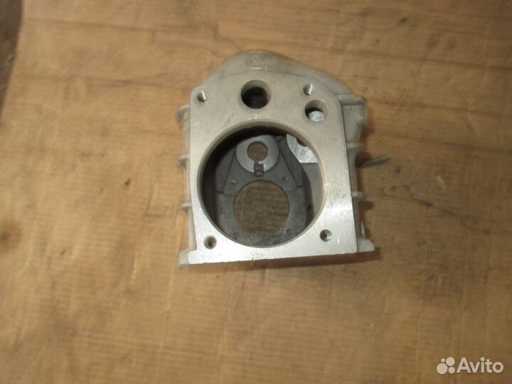 Картер коробки передач газ кпп-4ст. 24-1701015-10