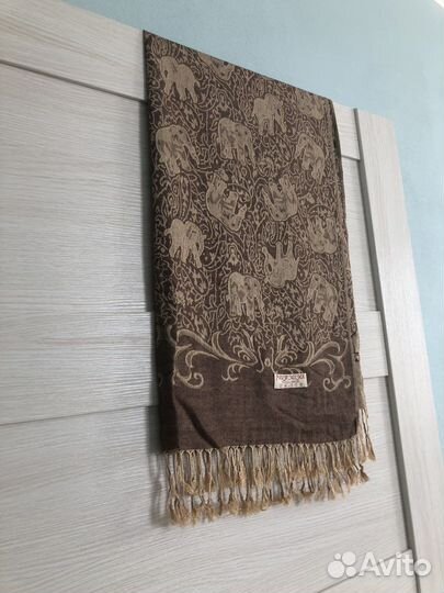 Шарфы платки палантины