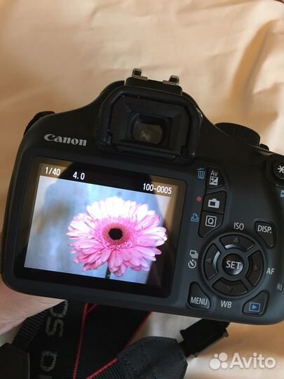 Продам зеркальный фотоаппарат Саnоn eоs 1100D