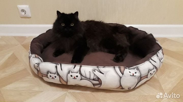 Лежанка для собак и кошек