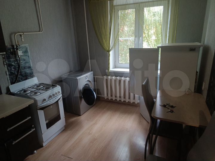 1-к. квартира, 37 м², 1/3 эт.