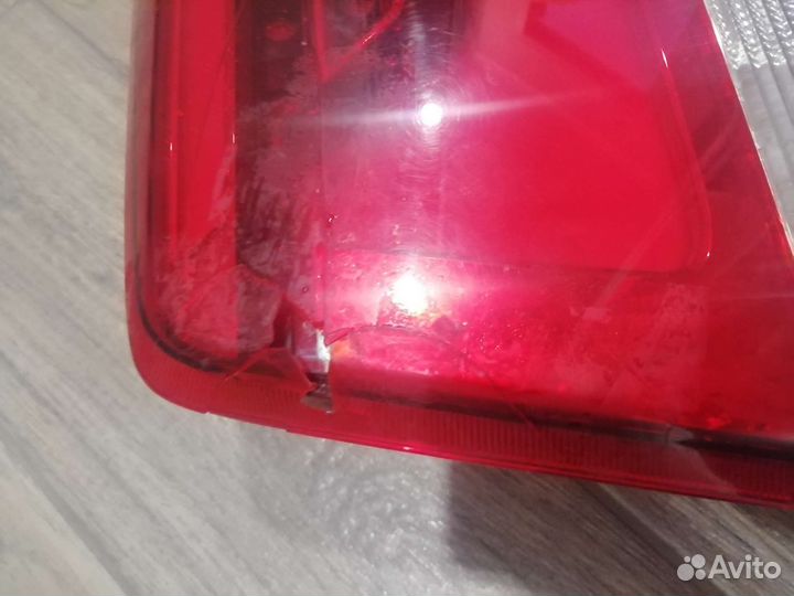 Фара задняя правая Land Cruise 200