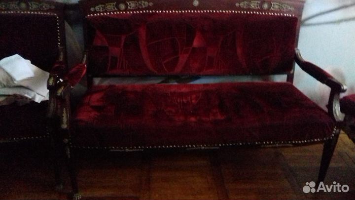 Старинная мебель