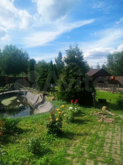 Коттедж 280 м² на участке 9 сот.