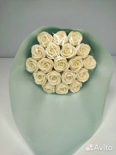 Розы из Белого Шоколада - 19 шт в Букете