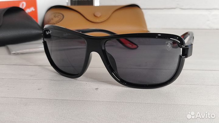 Очки солнцезащитные Ray-Ban ferrari