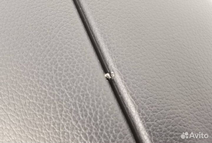 Консоль салона (центральная часть) Mercedes-Benz