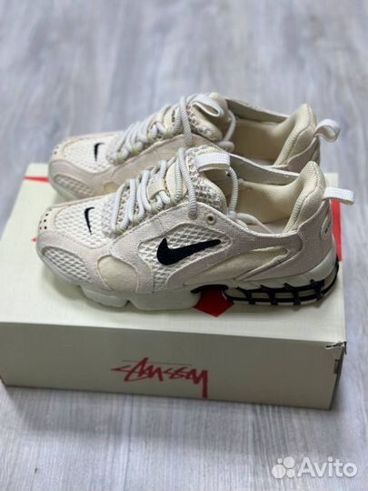 Кроссовки Nike air zoom spiridon cage 2 stussy