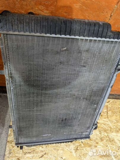 Радиатор двигателя mercedes w140 рест