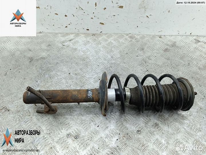 Стойка передняя Peugeot 107 2005 pruzhina