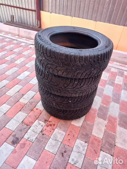 Nokian Tyres Hakkapeliitta Sport Utility 225/60 R17