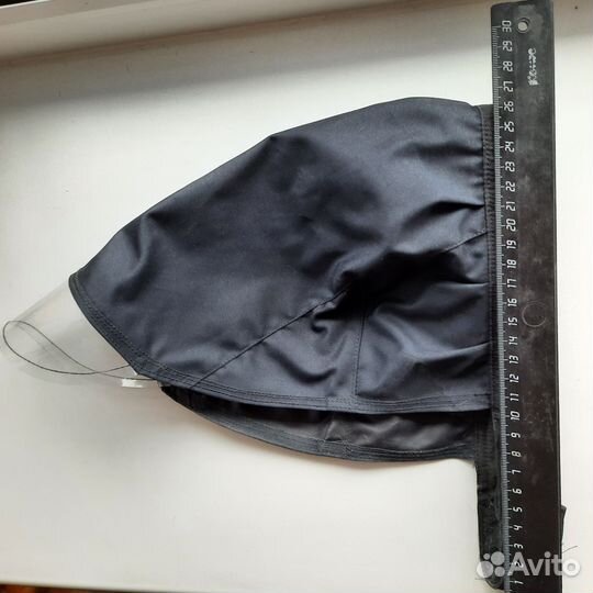 Кепка для собак от дождя