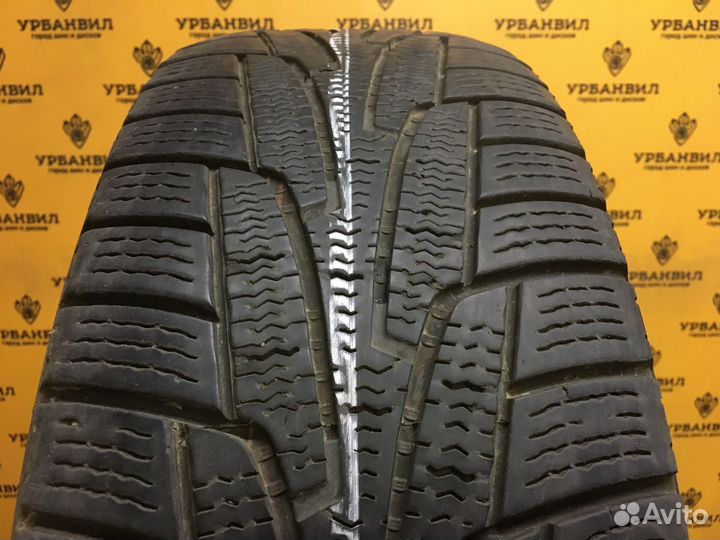 Kumho I'Zen KW31 215/60 R17 96R