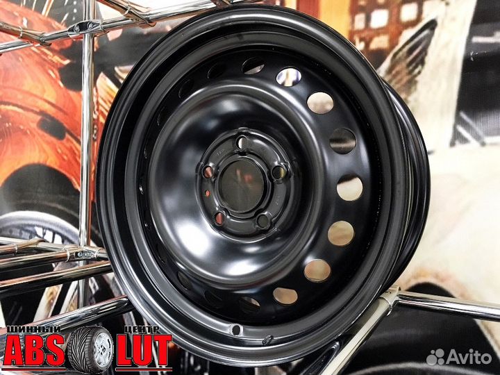 Новые стальные диски R16 на Mitsubishi Outlander