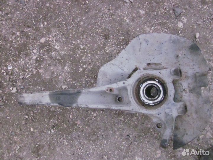 Hyundai Grandeur 4 кулак поворотный передний