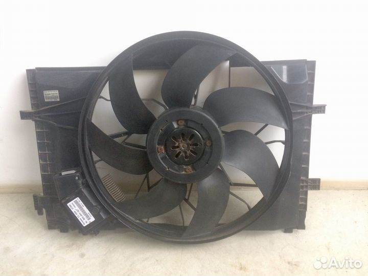 Вентилятор охлаждения Mercedes C W203 600W