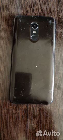 Xiaomi Redmi 5 Plus, 3/32 ГБ