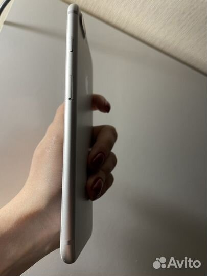 Телефон iPhone 7 plus