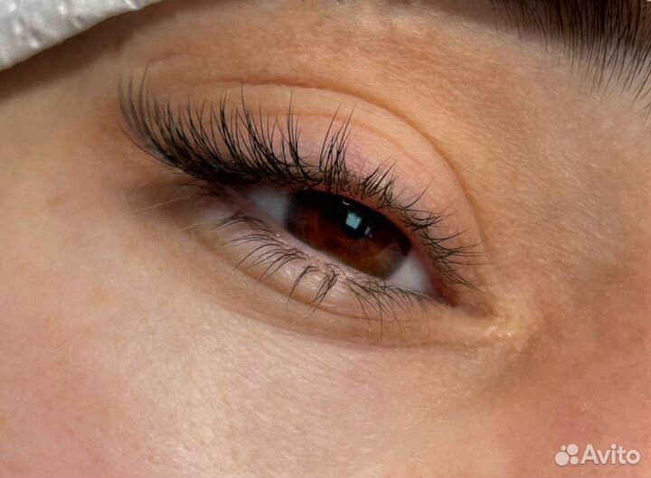 Наращивание ресниц Коррекция бровей