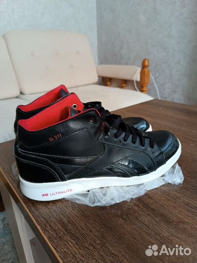 Кроссовки reebok кожа