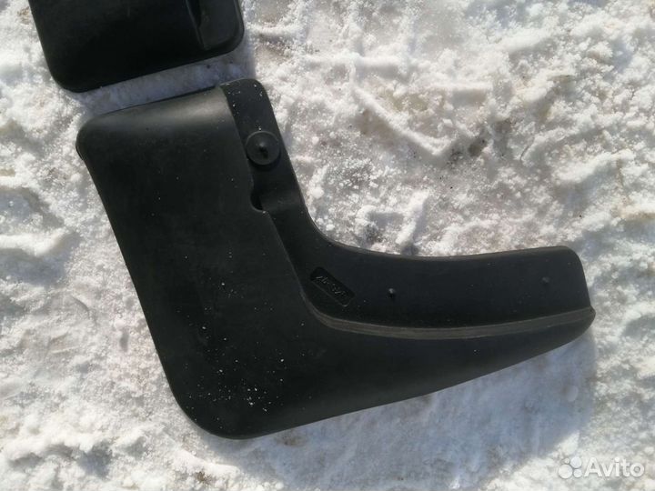 Брызговики передние geely