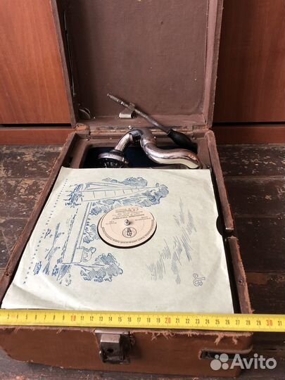 Патефон граммофон СССР завод Молот