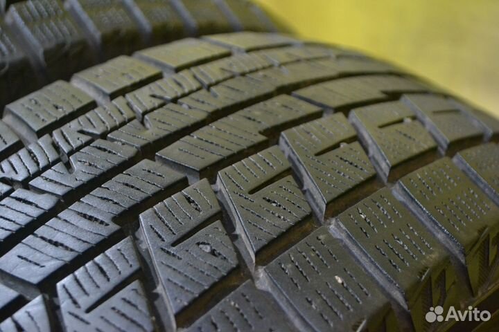 Yokohama Ice Guard IG60 205/60 R16