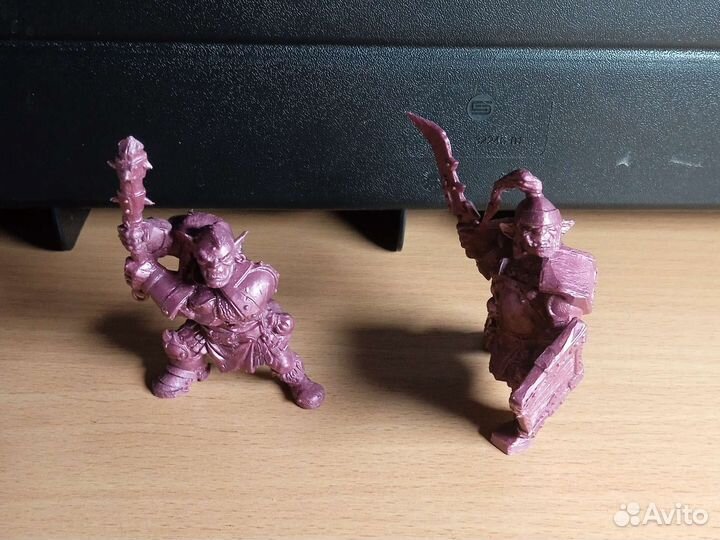 Коллекционные фигурки, игрушки