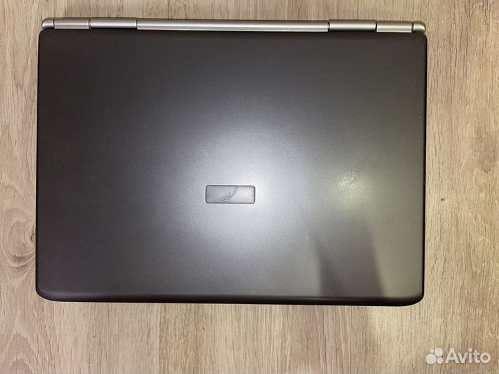 Ноутбук на запчасти