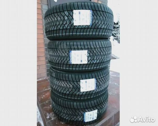 Triangle SeasonX TA01 235/55 R18 104ZR