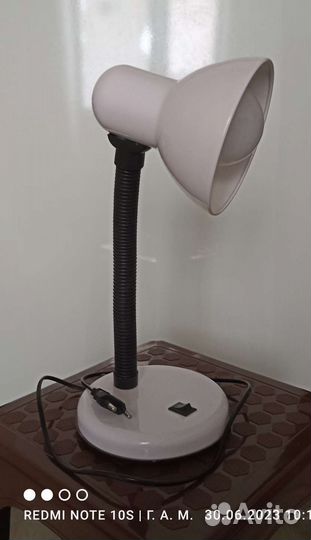 Лампа настольная