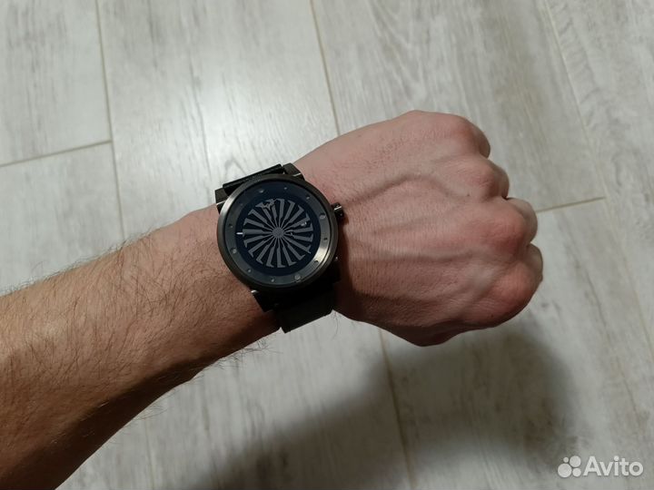 Часы Zinvo Blade