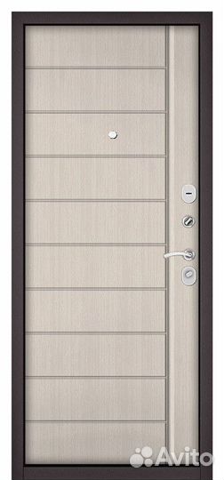 Дверь входная в квартиру