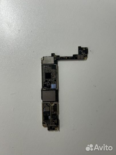 Материнская плата iPhone 7