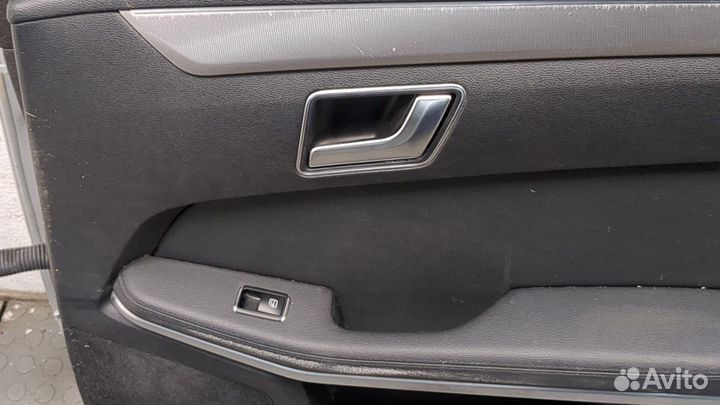 Дверь правая задняя Mercedes E W212
