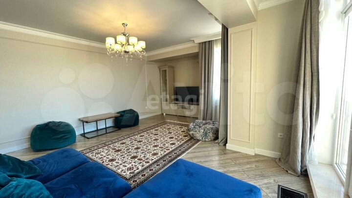 3-к. квартира, 91 м², 3/5 эт.
