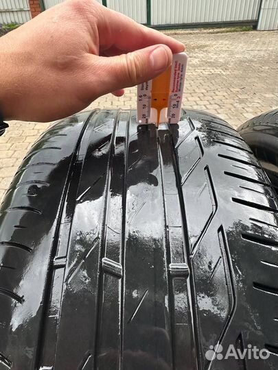 Bridgestone Turanza T001 235/55 R17