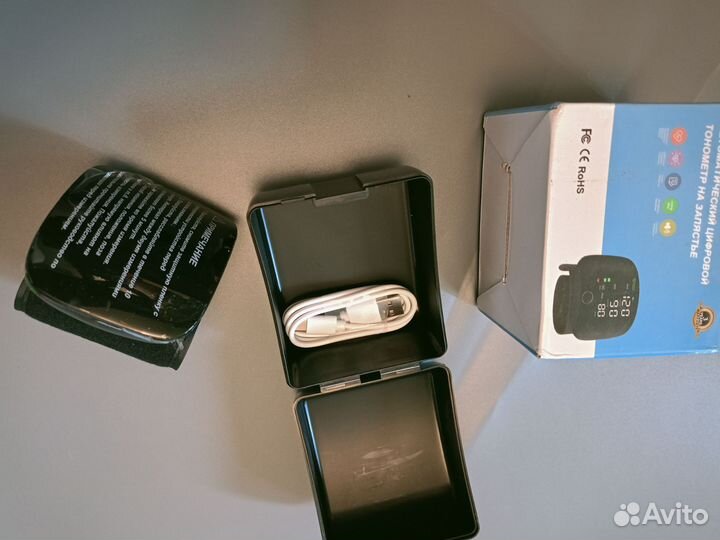 Тонометр на запястье новый