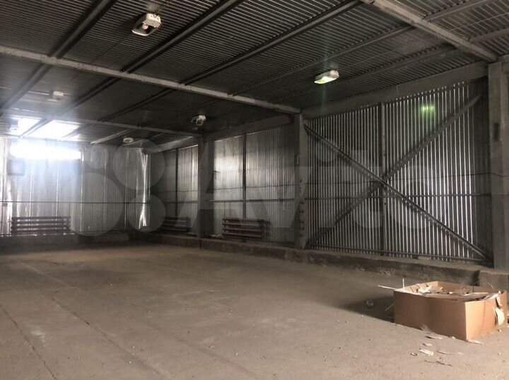 Склад, 423 м²