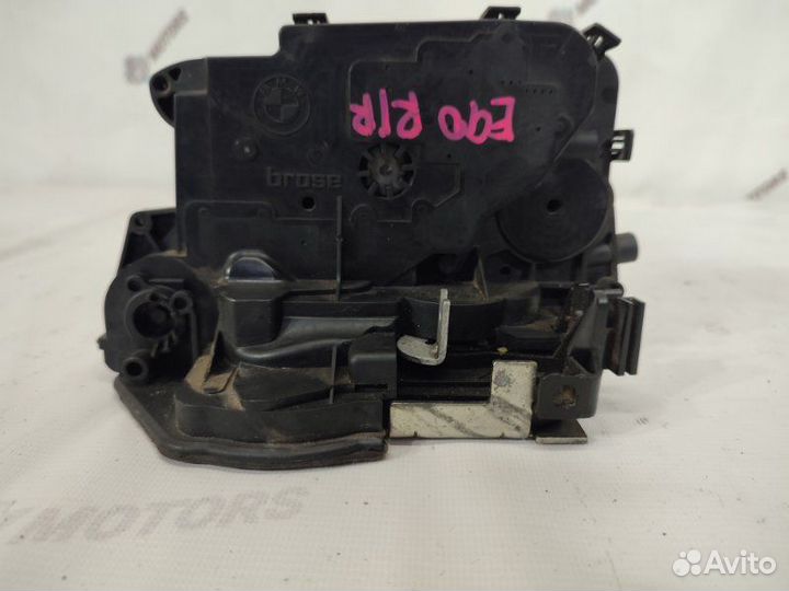 Замок двери задний правый Bmw 3-Series E90 N42B20