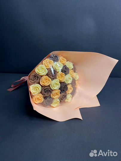Шоколадные Розы - 29 шт в Букете