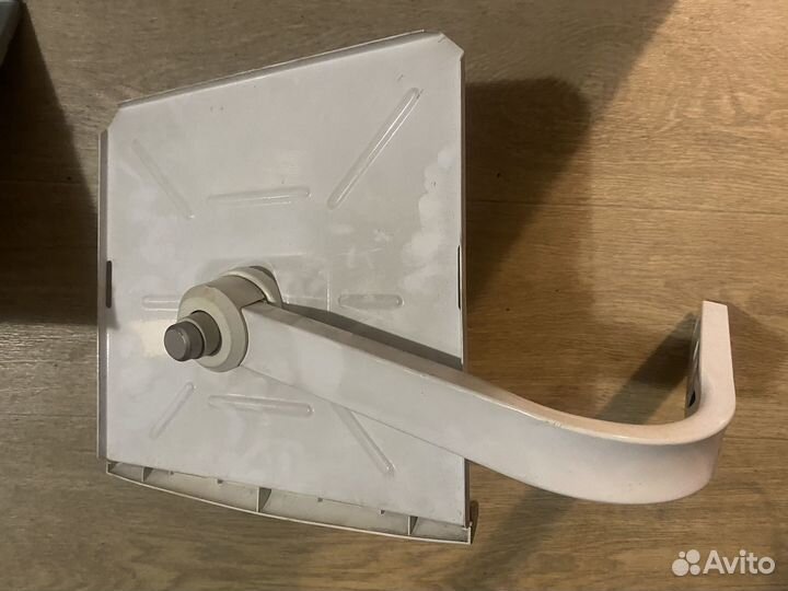 Кронштейн для микроволновки и телевизора