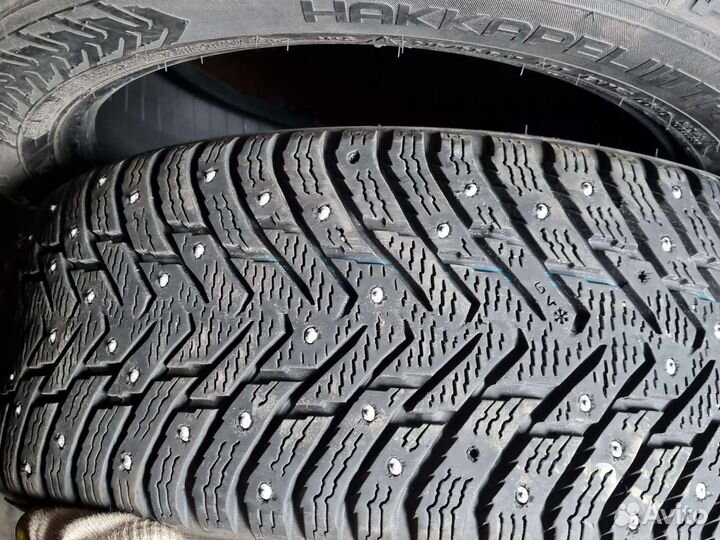 Nokian Tyres Hakkapeliitta 8 215/55 R17 98T