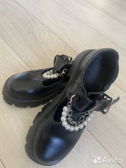 Лоферы женские 39 размер новые