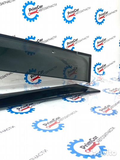 Ветровики комплект Toyota Land Cruiser UZJ200