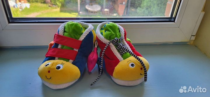 Развивающая игрушка Ботинки K's Kids